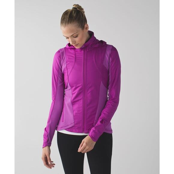 Lululemon Catch Me Run Jacket Magenta pink sz 4 hooded coat